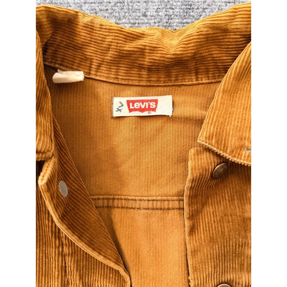 Vintage Levi's Women's Corduroy Trucker Jacket Size S Brown Tan Button Front - Picture 6 of 16